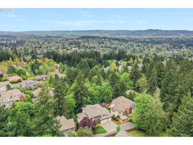 17273 Sw SOREN Ct, Beaverton, OR 97007