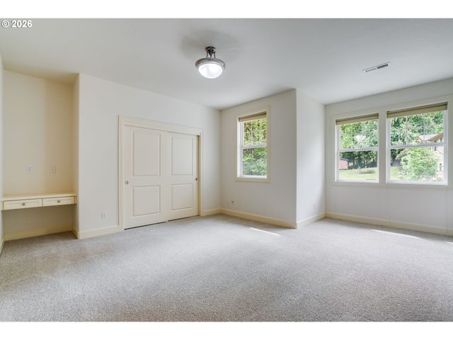 17273 Sw SOREN Ct, Beaverton, OR 97007