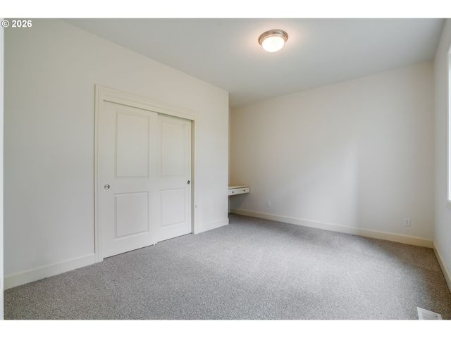 17273 Sw SOREN Ct, Beaverton, OR 97007