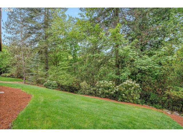 17273 Sw SOREN Ct, Beaverton, OR 97007
