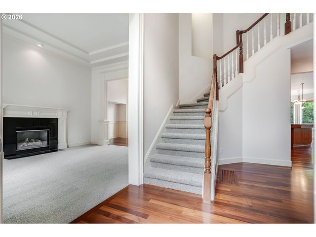 17273 Sw SOREN Ct, Beaverton, OR 97007