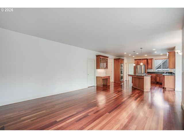 17273 Sw SOREN Ct, Beaverton, OR 97007