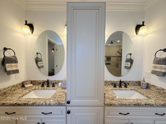 319 Ashworth Manor Court, Wilmington, NC 28412