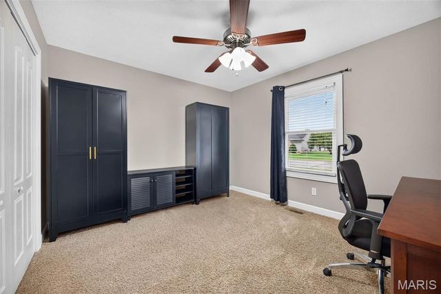 115 N Porte Drive, Highland, IL 62249