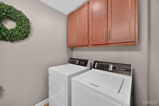 115 N Porte Drive, Highland, IL 62249