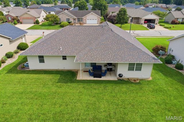 115 N Porte Drive, Highland, IL 62249