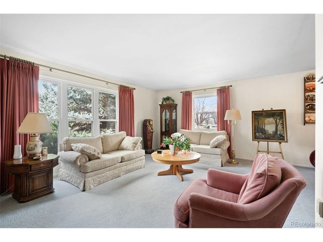 398 Uvalda St, Aurora, CO 80011