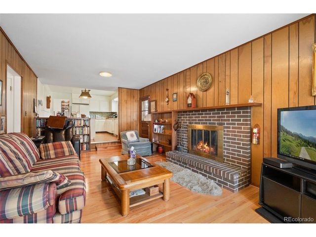 398 Uvalda St, Aurora, CO 80011