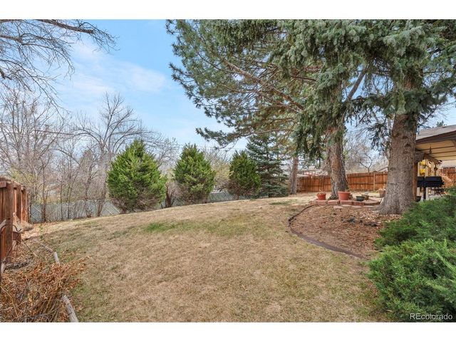 398 Uvalda St, Aurora, CO 80011