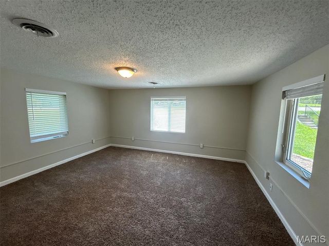 867 Lincoln Drive, Imperial, MO 63052