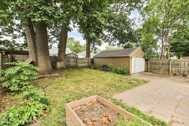 1410 Loraine Avenue, Lansing, MI 48910