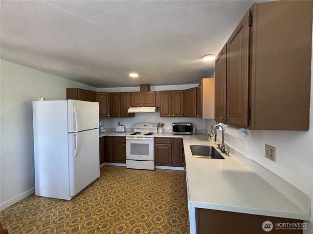 7265 E Harrison Street #A, Port Orchard, WA 98366