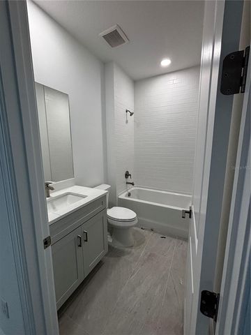 5770 FREESTONE CIRCLE, Apollo Beach, FL 33572