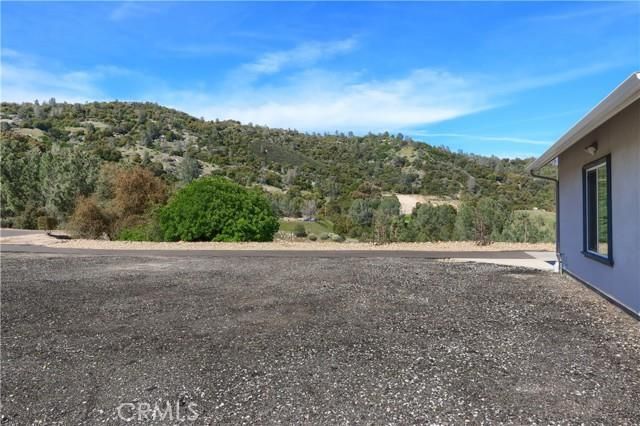 42038 Empty Creek, Oakhurst, CA 93644
