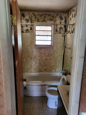 905 BURWELL STREET, Birmingham, AL 35221