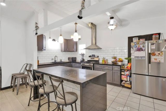 923 Hallwood Avenue, Pomona, CA 91767