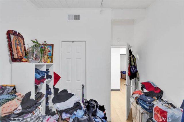 923 Hallwood Avenue, Pomona, CA 91767