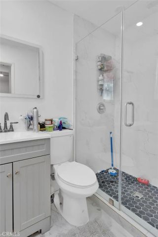 923 Hallwood Avenue, Pomona, CA 91767