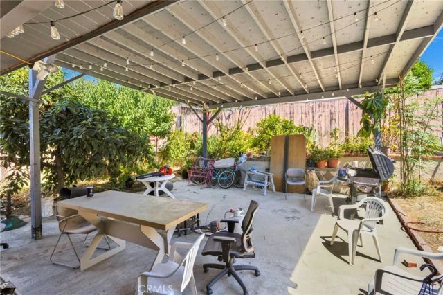 923 Hallwood Avenue, Pomona, CA 91767