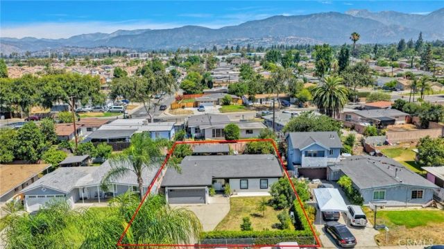 923 Hallwood Avenue, Pomona, CA 91767