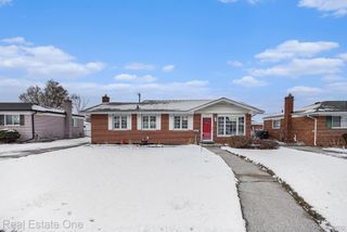 12151 Brougham Drive, Sterling Heights, MI 48312