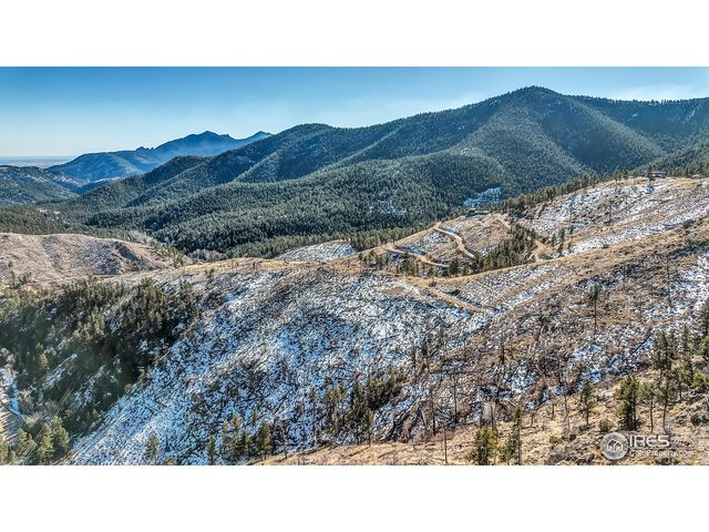 560 Wild Turkey Trl, Boulder, CO 80302