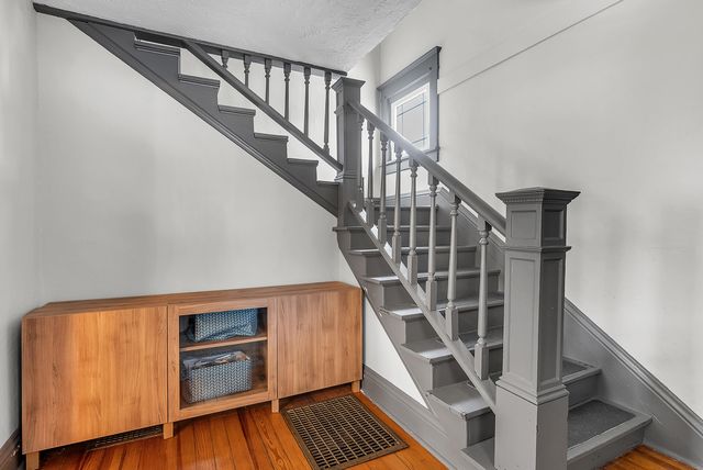 14 N Michigan Street, La Crosse, IN 46348