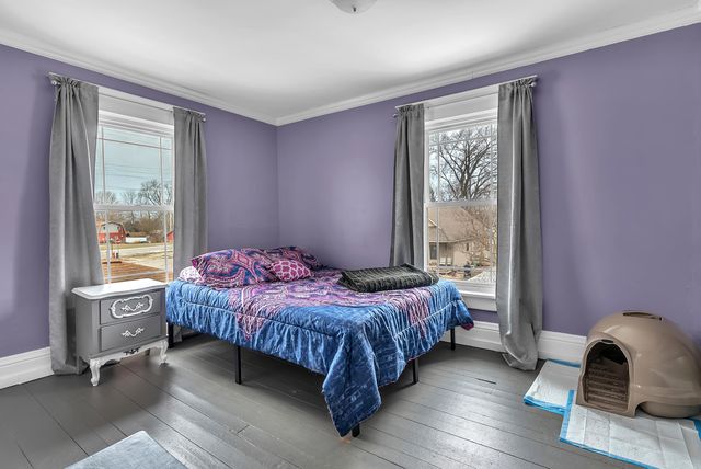 14 N Michigan Street, La Crosse, IN 46348