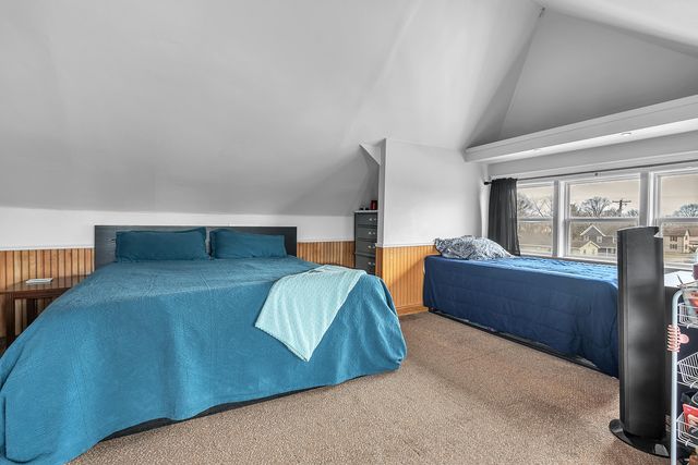 14 N Michigan Street, La Crosse, IN 46348