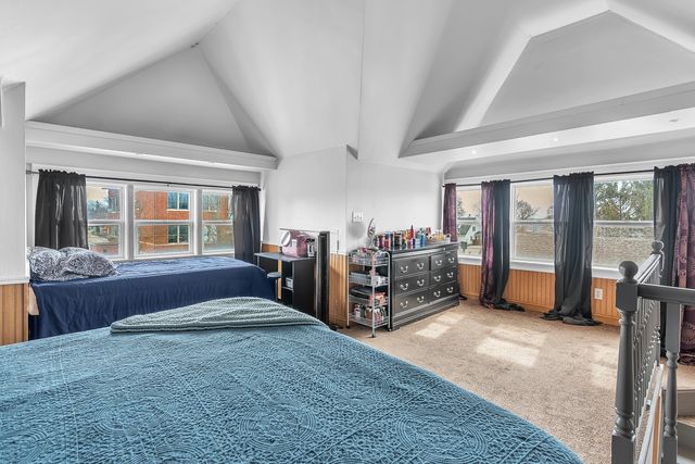 14 N Michigan Street, La Crosse, IN 46348