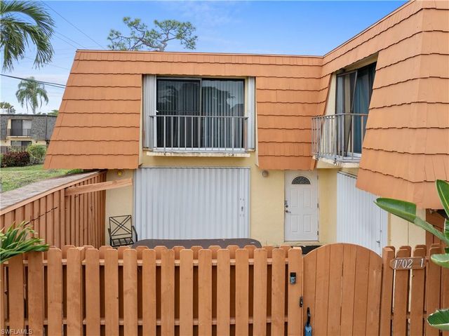 1702 Park Meadows DR # 1, Fort Myers, FL 33907