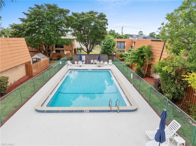 1702 Park Meadows DR # 1, Fort Myers, FL 33907