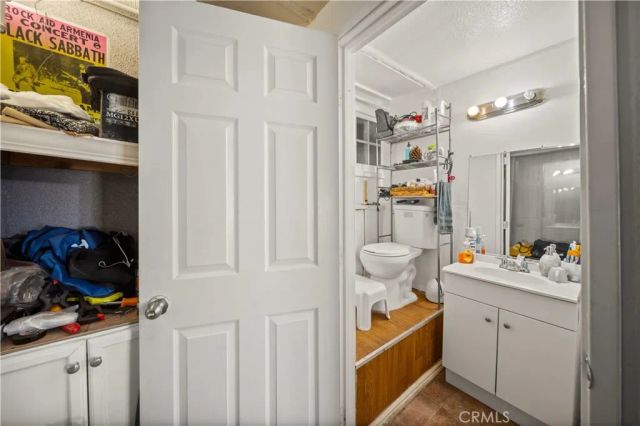 2005 W Norberry, Lancaster, CA 93536