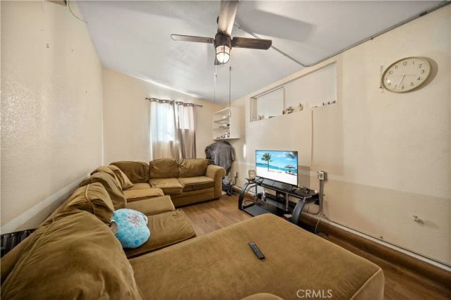 2005 W Norberry, Lancaster, CA 93536