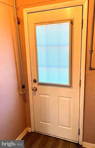 5619 MITCHELL RD, Levittown, PA 19057