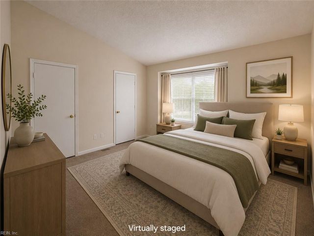 480 Rivers Ridge CIR, Newport News, VA 23608