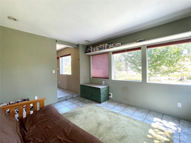 197 Cameron Lake Loop Road, Okanogan, WA 98840