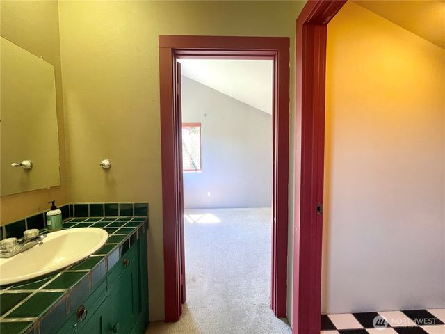 197 Cameron Lake Loop Road, Okanogan, WA 98840