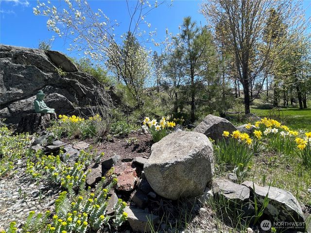 197 Cameron Lake Loop Road, Okanogan, WA 98840