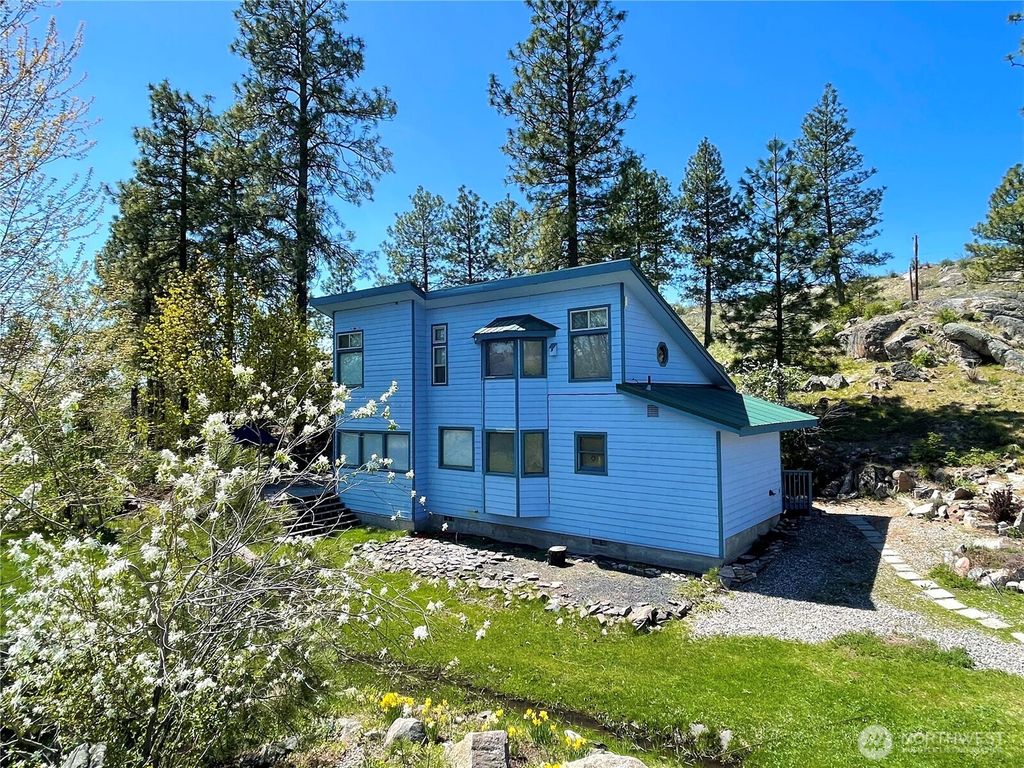 197 Cameron Lake Loop Road, Okanogan, WA 98840