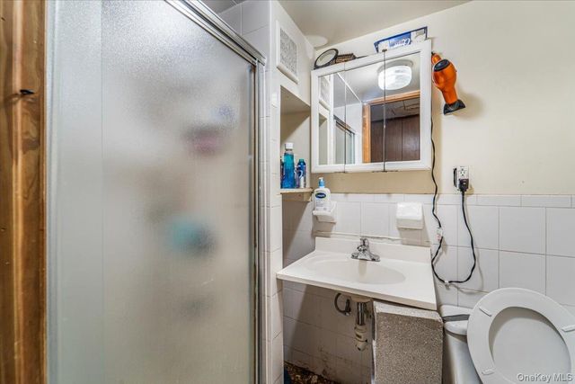 5915 Xenia Street, Corona, NY 11368
