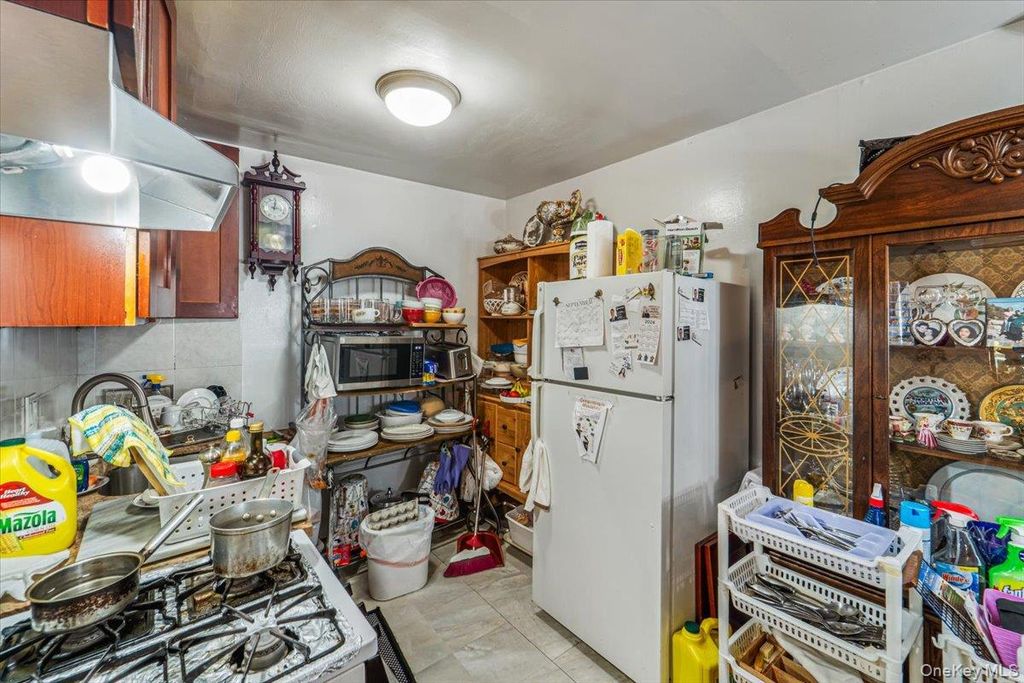 5915 Xenia Street, Corona, NY 11368 — photo 5