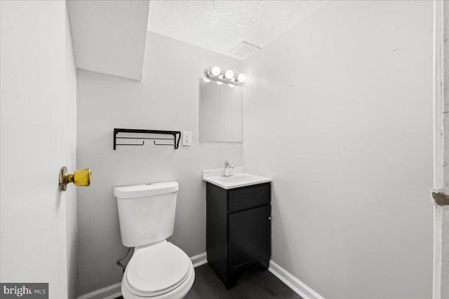 8624 IRVIN AVE, Lanham, MD 20706