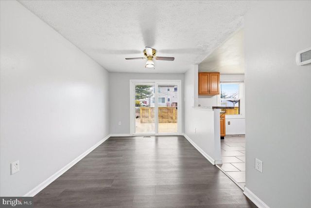 8624 IRVIN AVE, Lanham, MD 20706