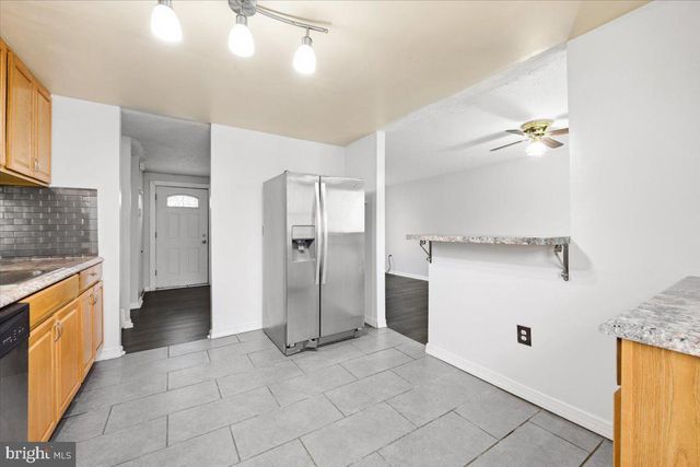 8624 IRVIN AVE, Lanham, MD 20706