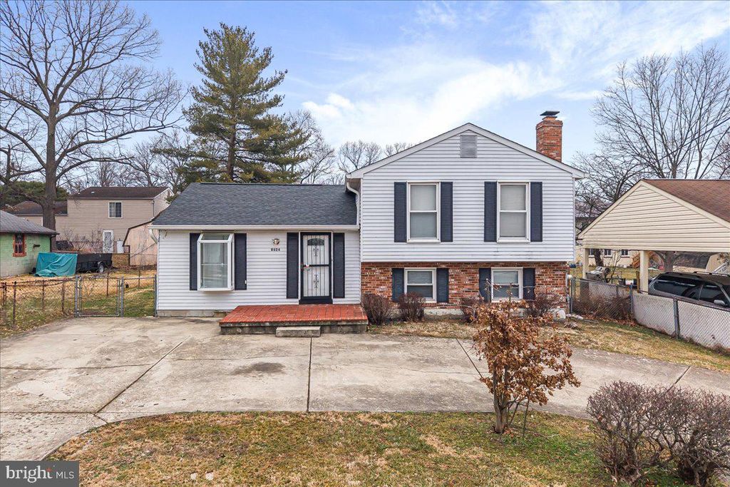 8624 IRVIN AVE, Lanham, MD 20706
