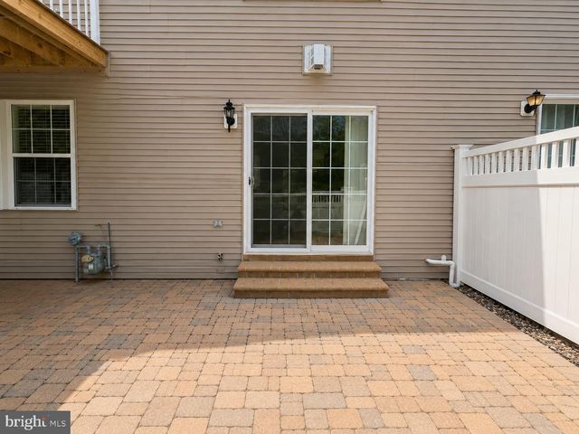 141 COBURN RD, Pennington, NJ 08534
