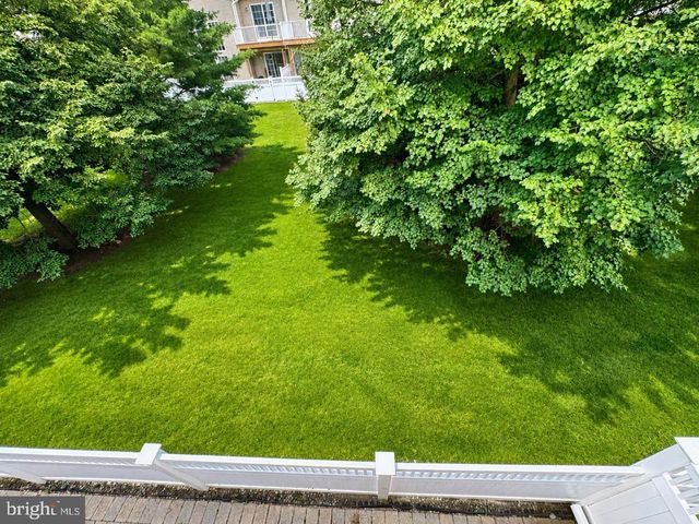 141 COBURN RD, Pennington, NJ 08534