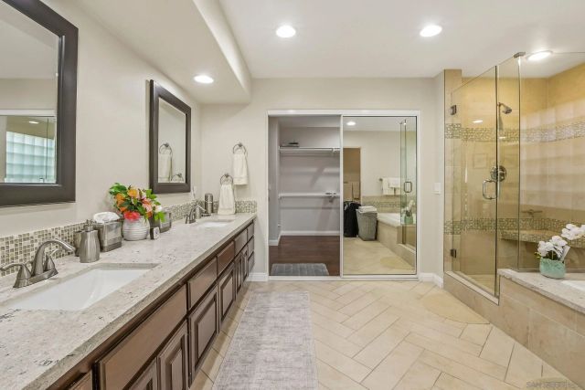 52 Spinnaker Way, Coronado, CA 92118