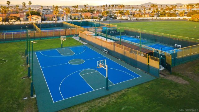 52 Spinnaker Way, Coronado, CA 92118